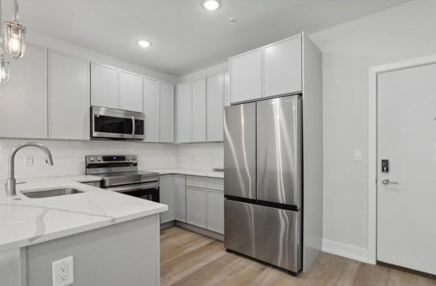Philadelphia Condo: 401 E Walnut Ln, Philadelphia, PA 19144