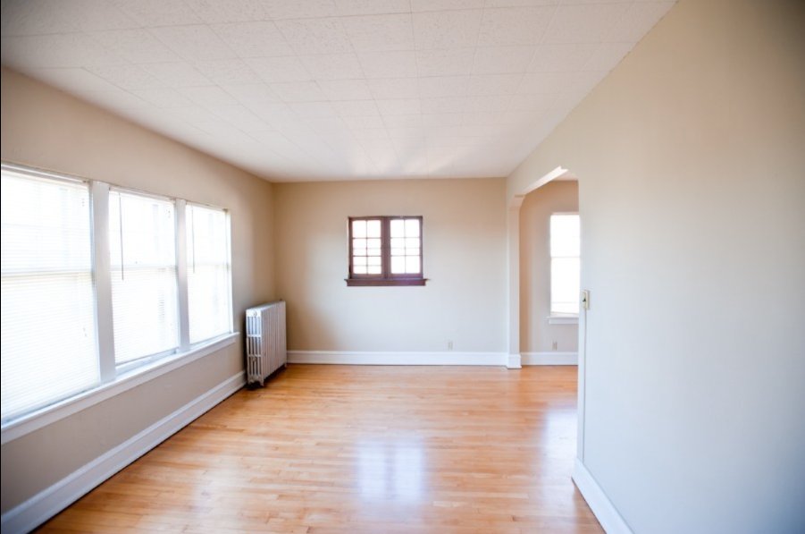 Shorewood Apartment: 1720 E Newton Ave