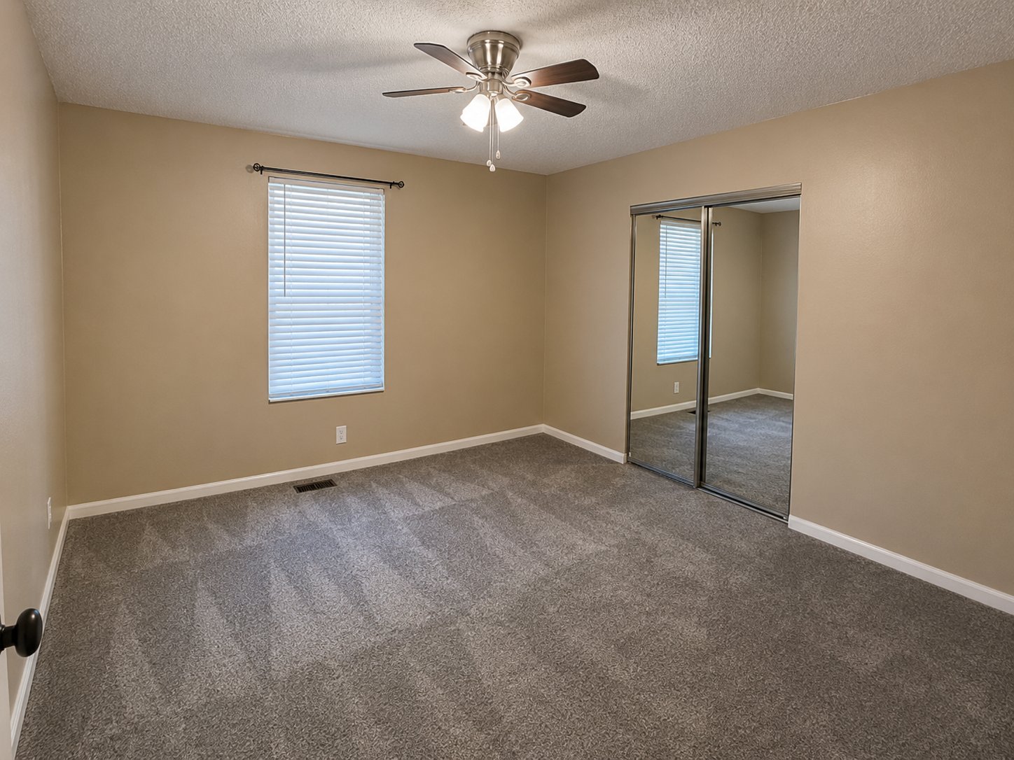 Sandy Single Room: 11454 Autumn Hill Drive