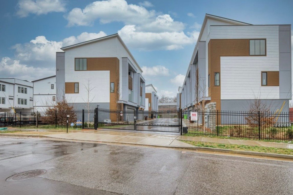 Nashville Townhome: 227 Oceola Ave