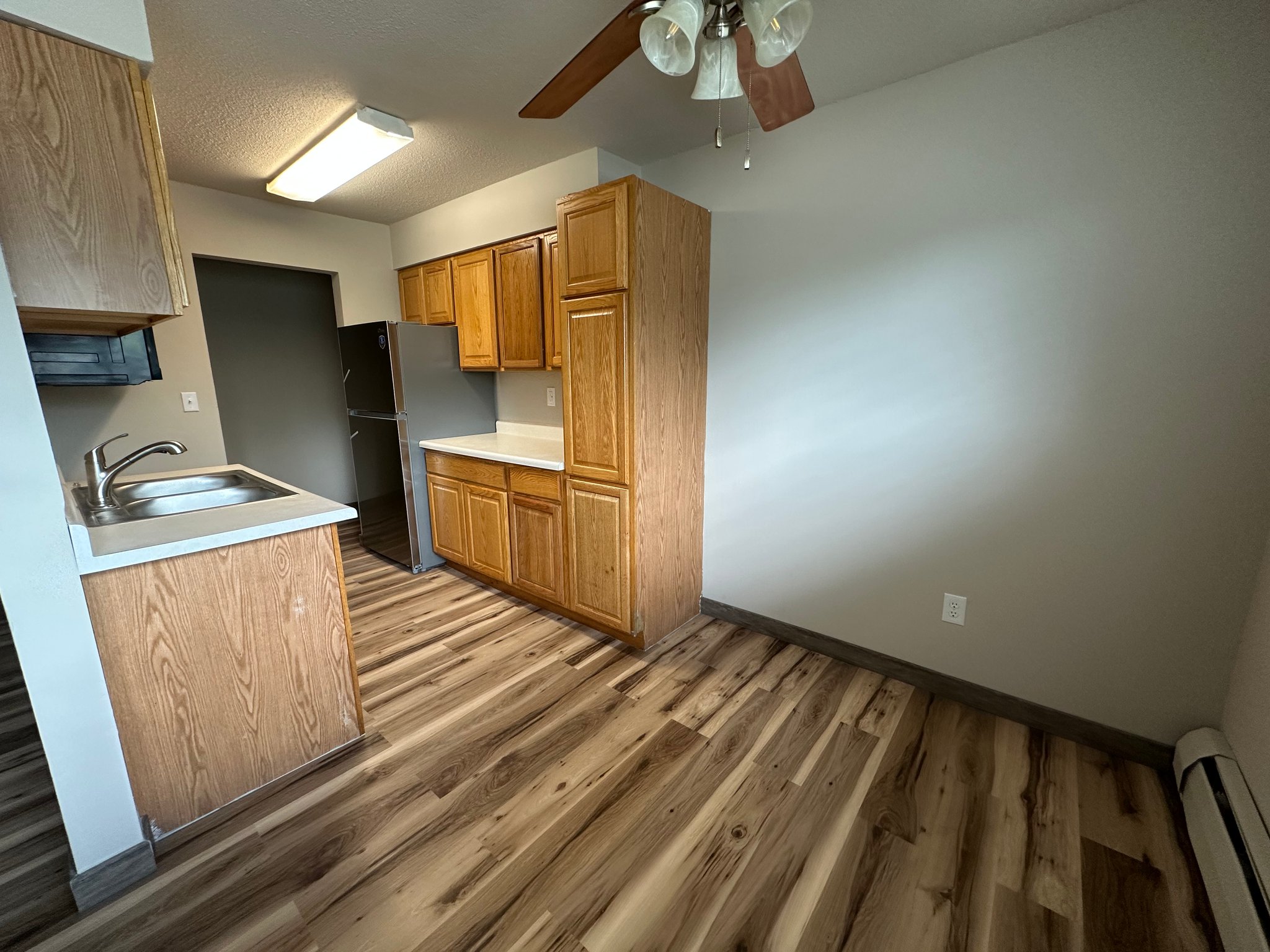 Coralville Apartment: 2030 9th St