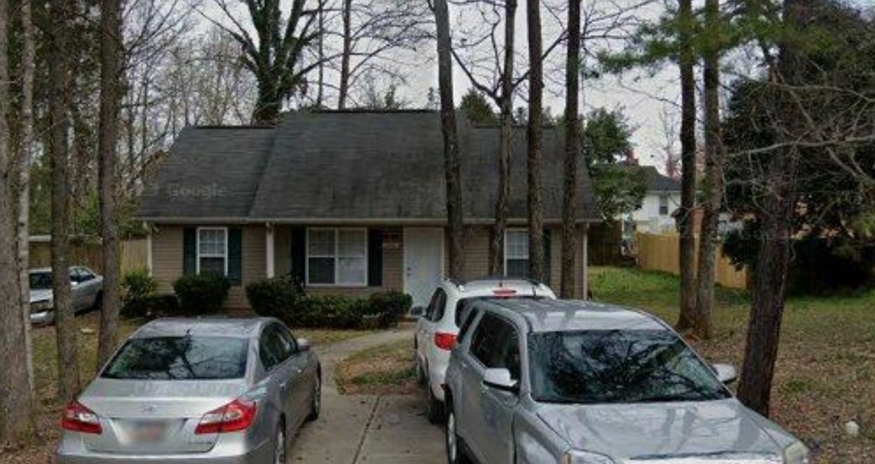 Charlotte House: 9242 Eleanor Dr
