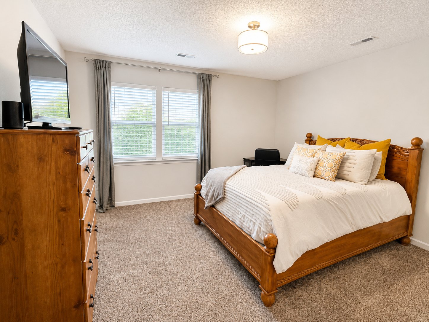 Charlotte Single Room: 3906 Thomas Ridge Drive