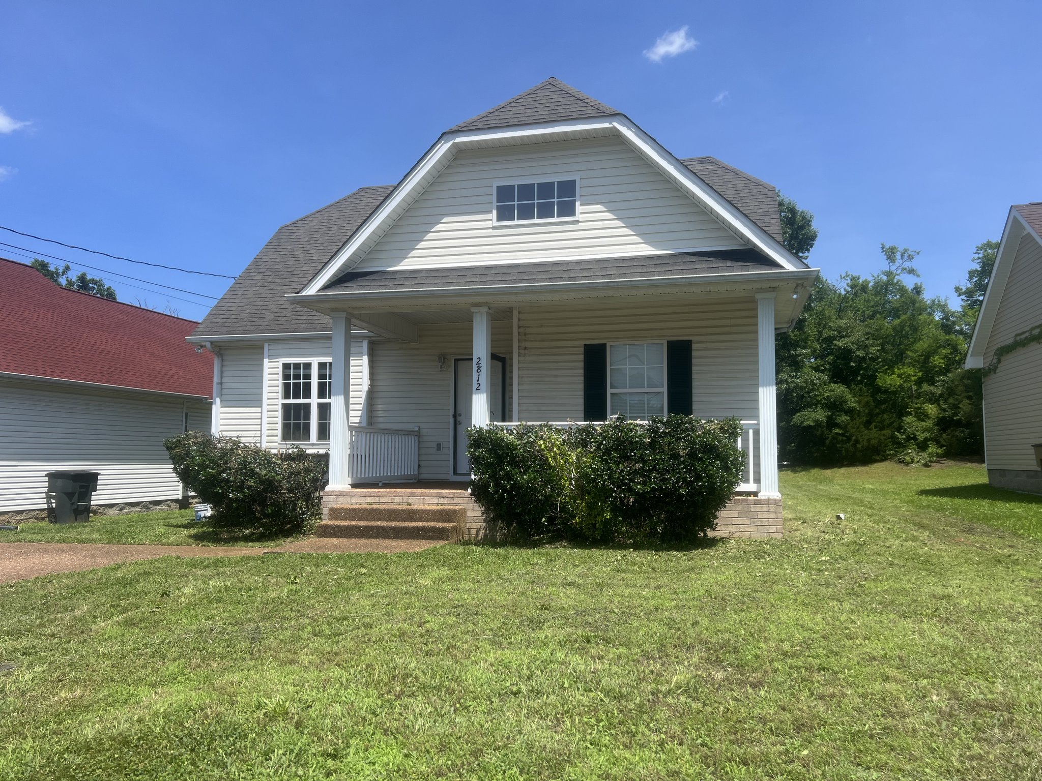 Nashville House: 2812 Hydes Ferry Rd