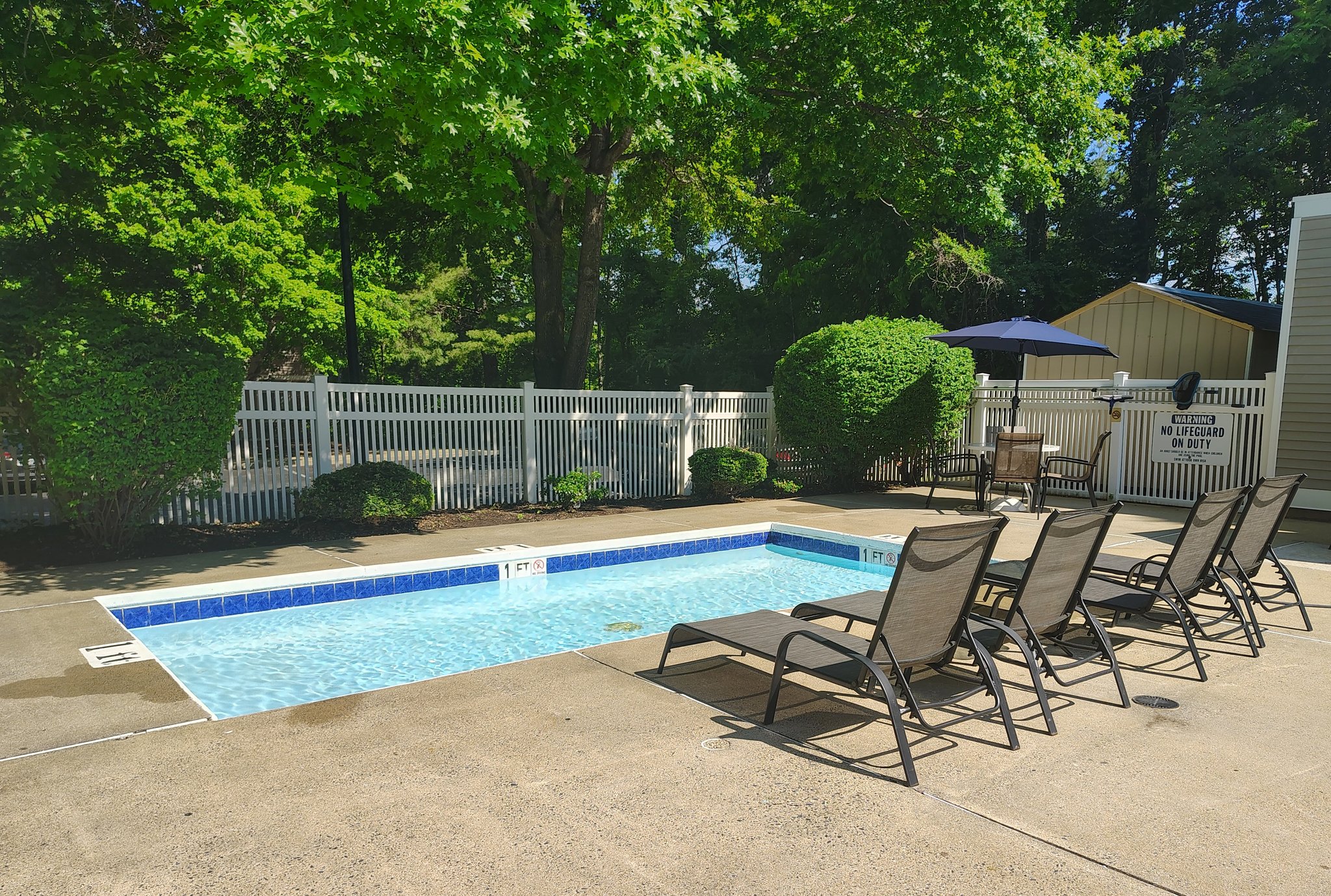 Lynchburg Apartment: 600 Reusens Road