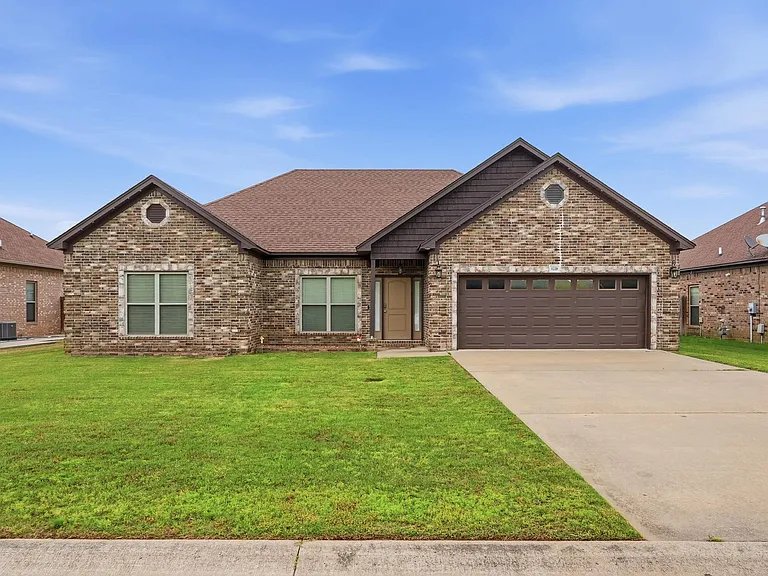 Conway House: 1220 Andrews Drive