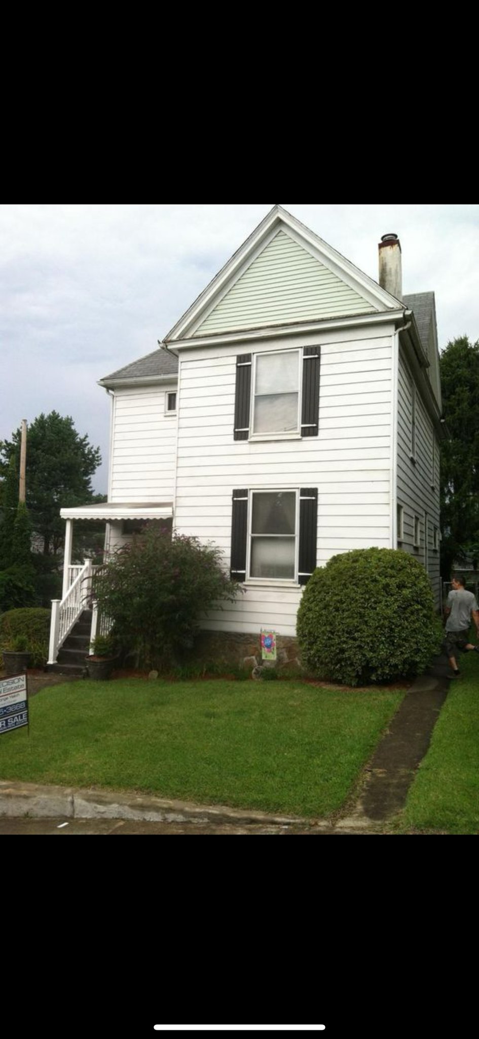 Fairmont House: 607 7th St