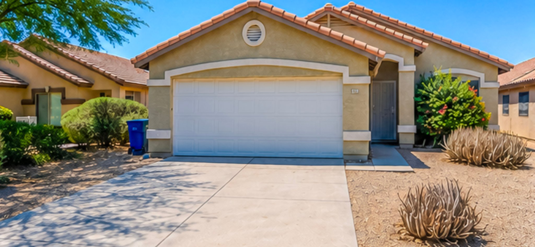 Apache Junction House: 927 E Yuma Ave