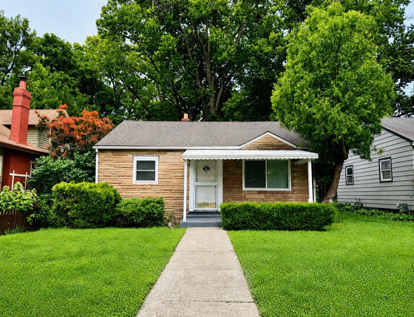 indianapolis House: 4235 Rookwood Ave