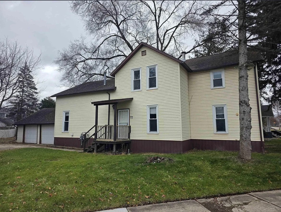 Saginaw Apartment: 3232 court street
