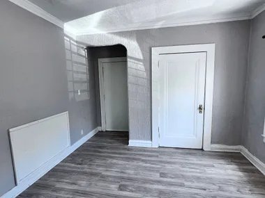 Cleveland Apartment: 848 Linn Drive