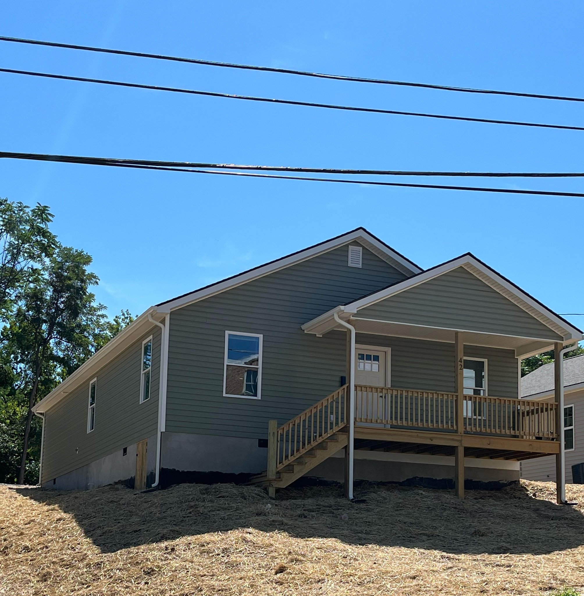 Lynchburg House: 42 Hollins Mill Rd