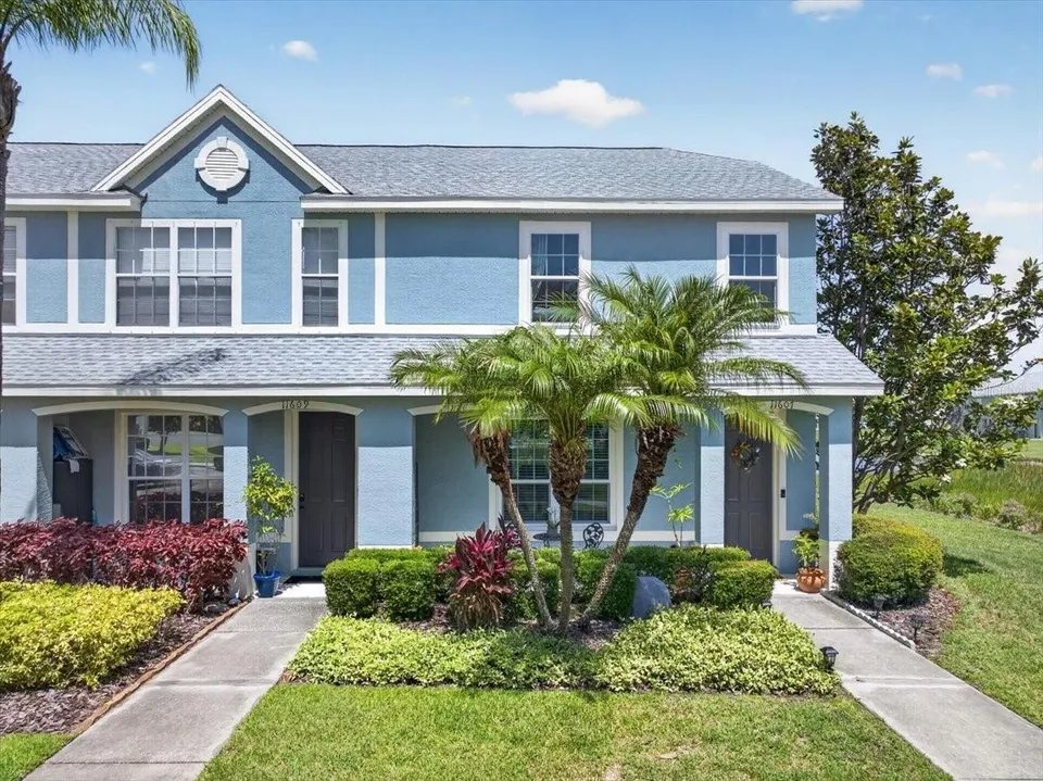Tampa Townhome: 11607 Colony Lake Dr