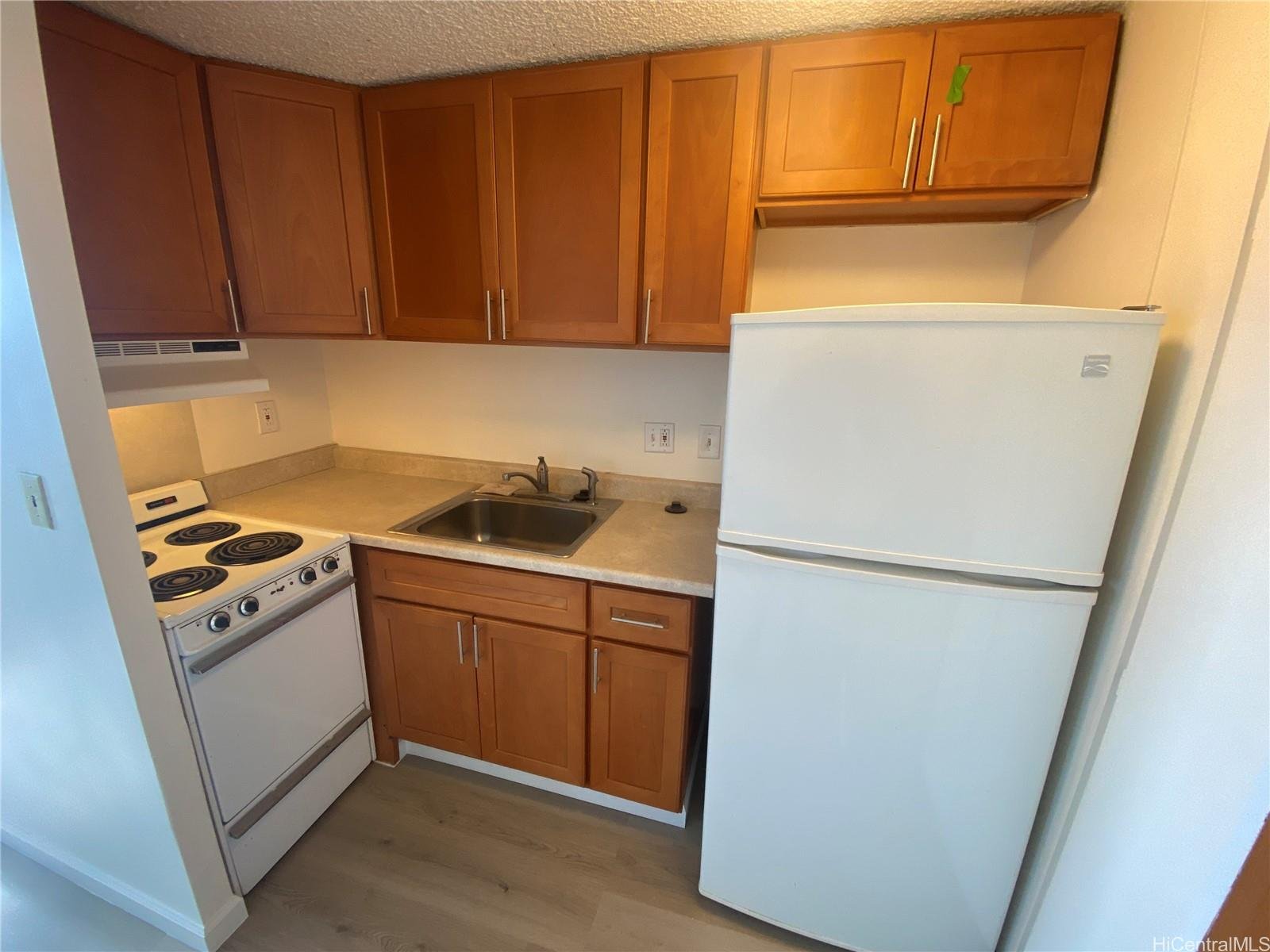 Honolulu Condo: 2888 Ala Ilima St. #2306