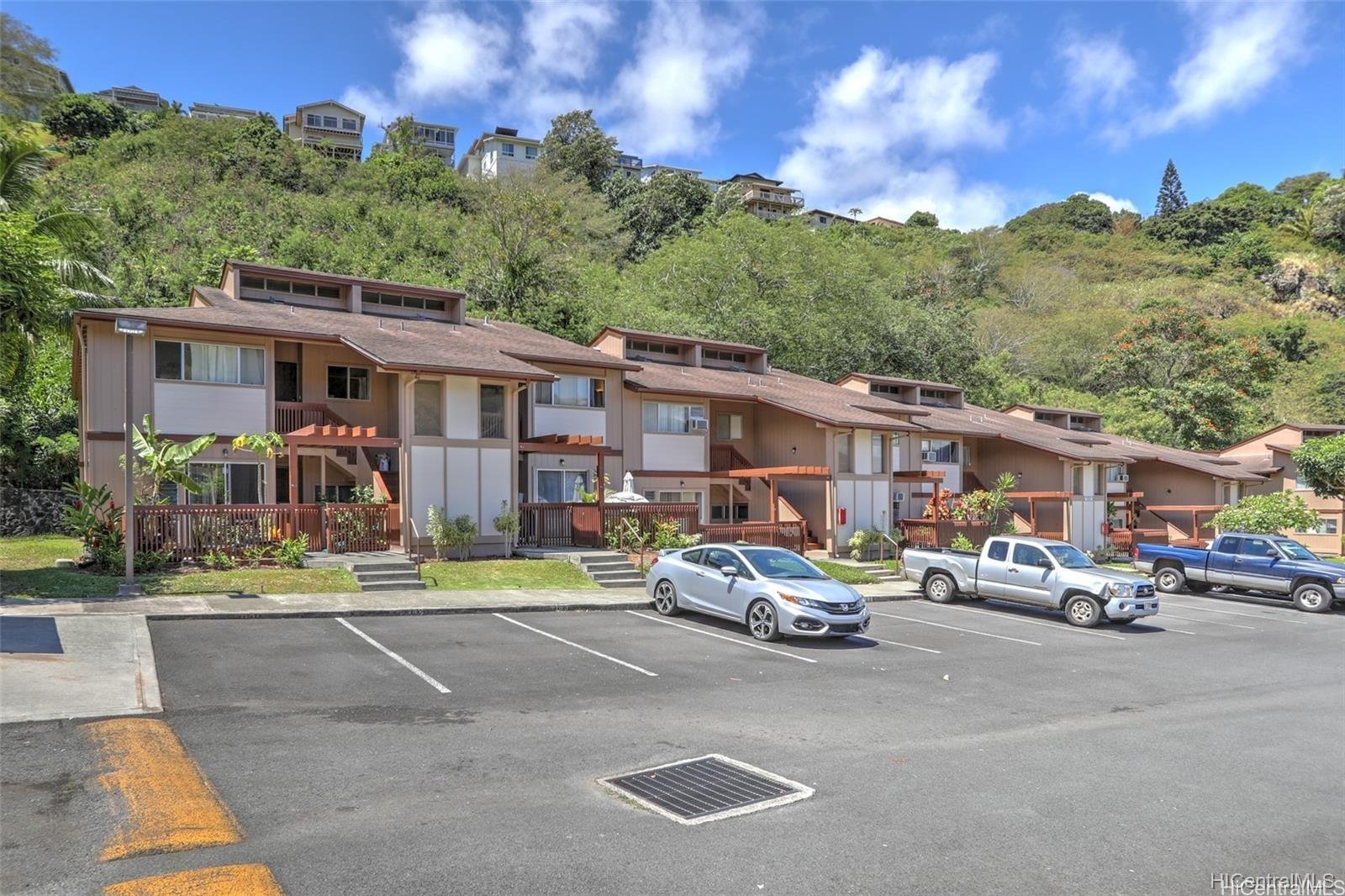 Aiea Townhome: 98-625 Kilinoe Street