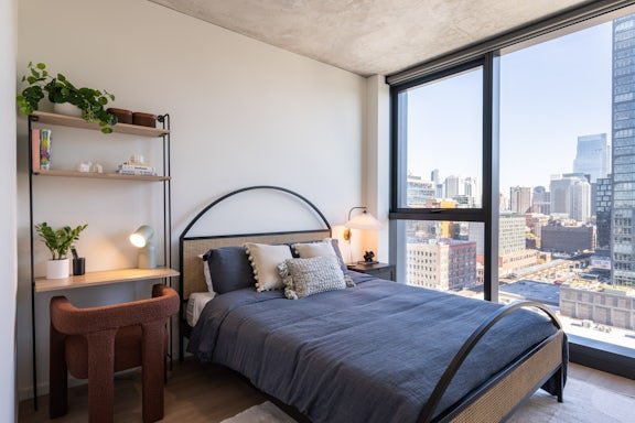 Chicago Condo: 170 North Morgan Street