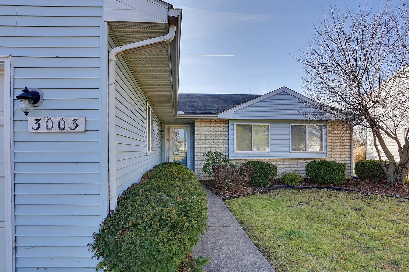 Champaign House: 3003 Valerie Dr