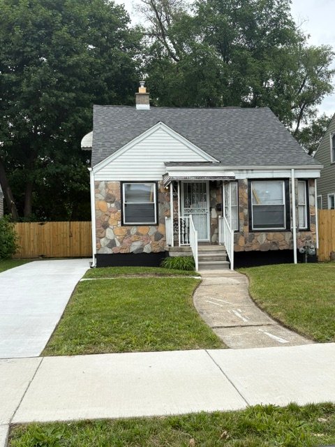 Detroit House: 20510 Fenmore