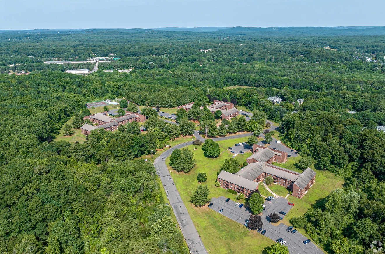 Avon Apartment: 47 Avonwood Rd