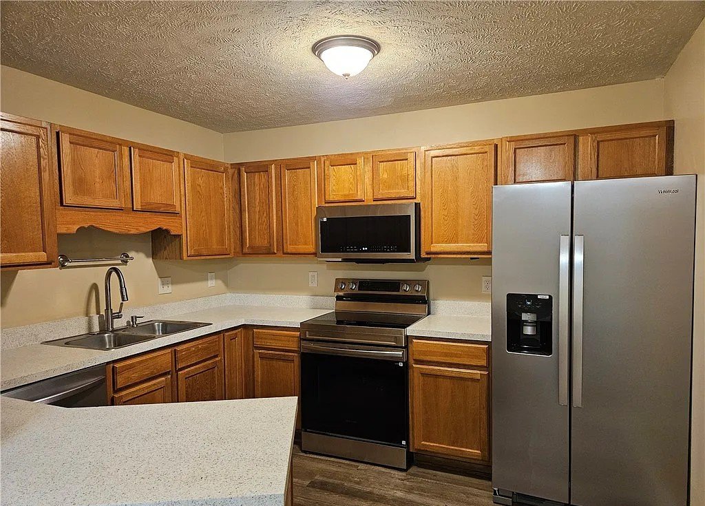 Fayetteville Condo: 3375 Galleria Dr
