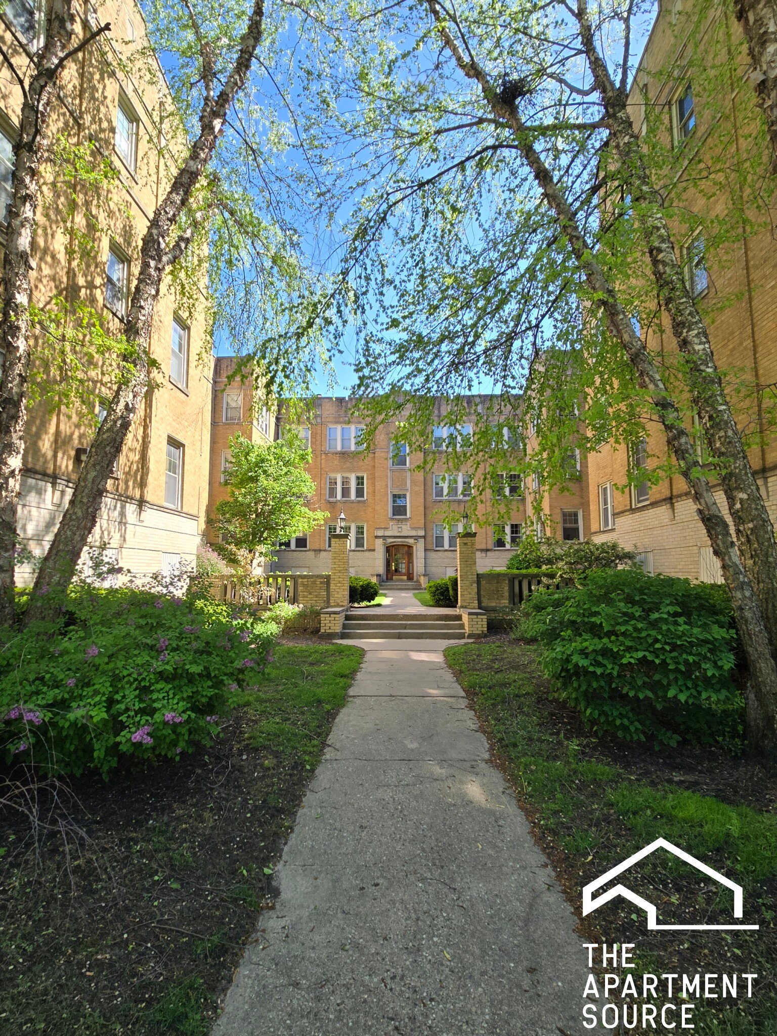 Evanston Apartment: 908 Reba Pl., #3N, Evanston, IL 60202