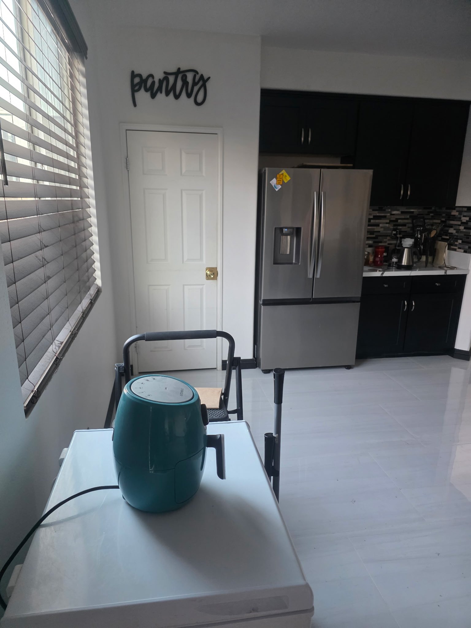 Adelanto Single Room: 11381 Arlington Street