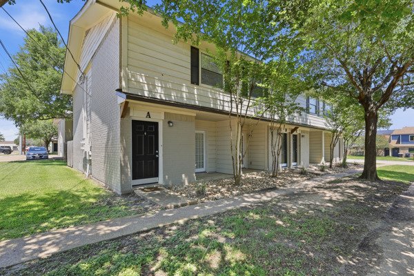 College Station Condo: 1403 Airline Dr