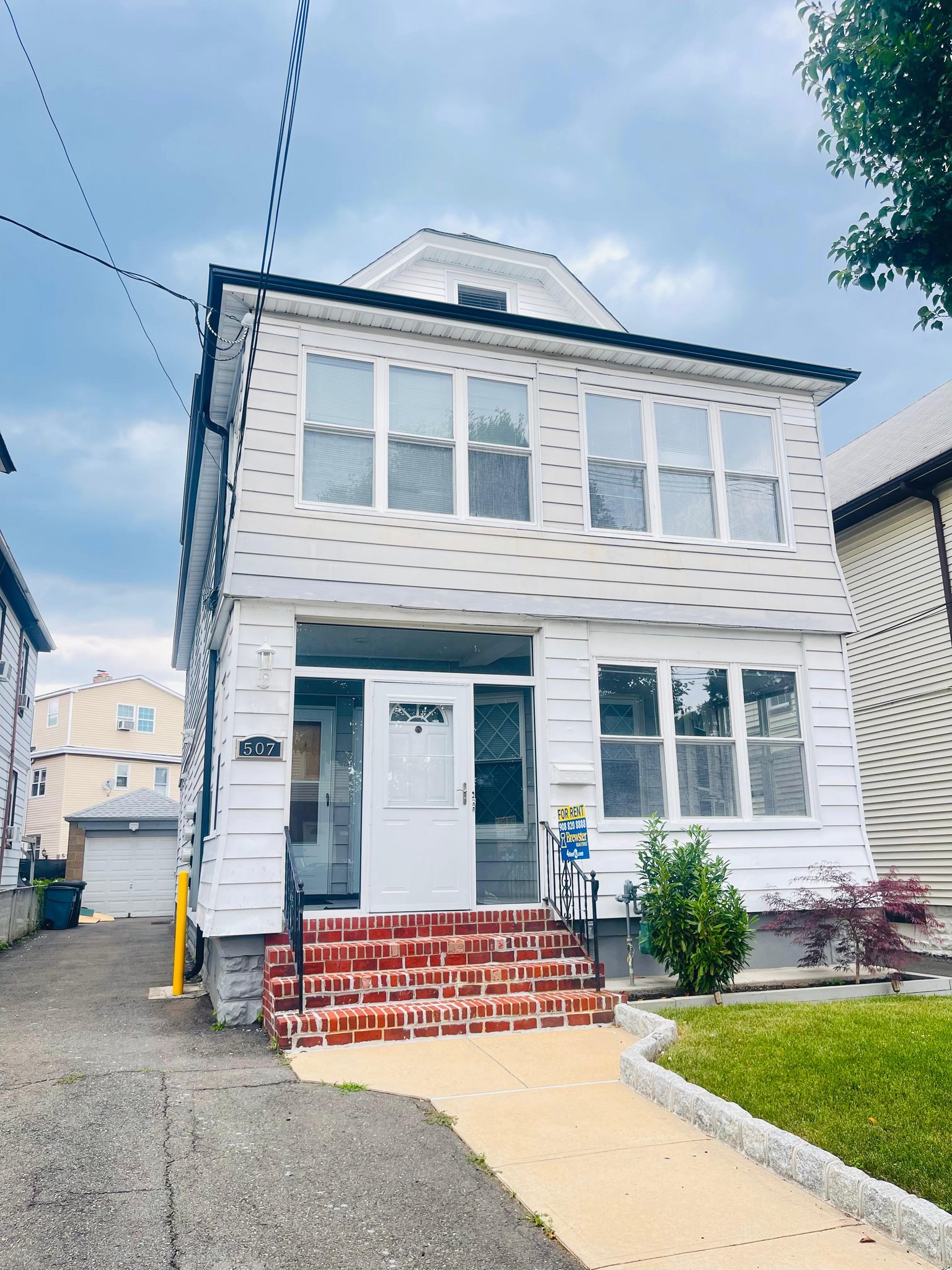 Elizabeth Multiplex: 507 West End Avenue