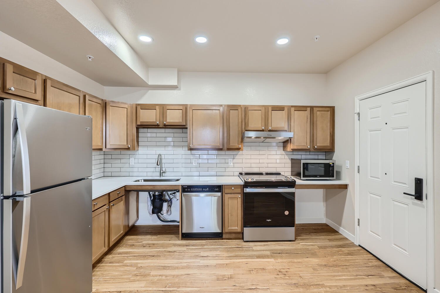 Lakewood Apartment: 1391 Carr St