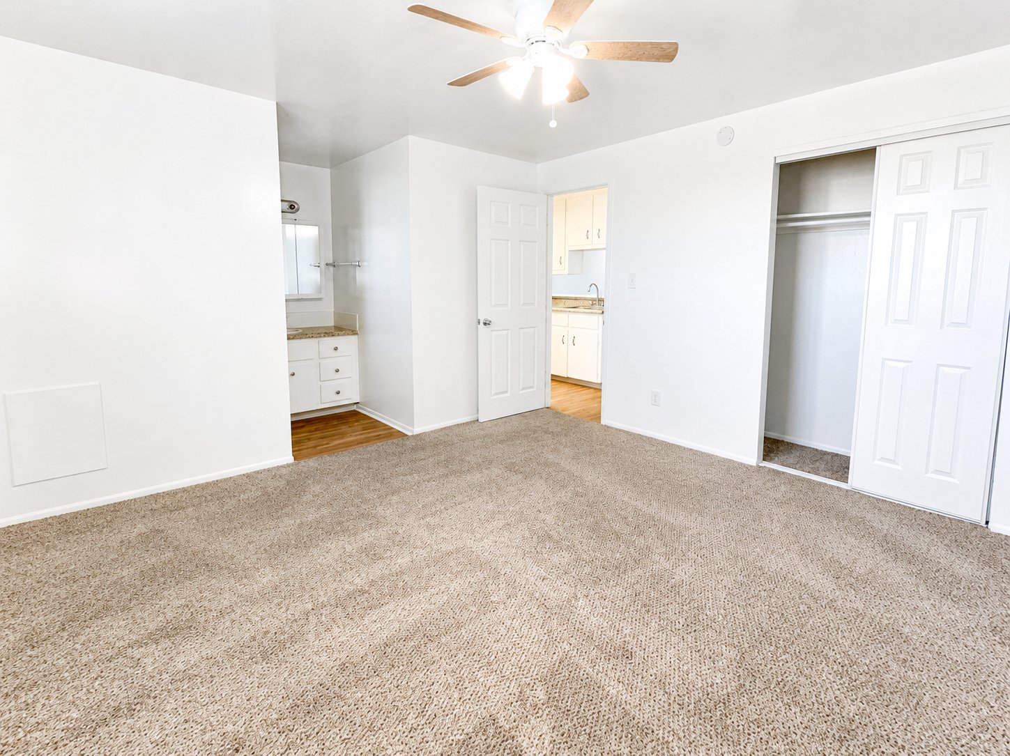 Lakewood Apartment: 375 S. Depew St.