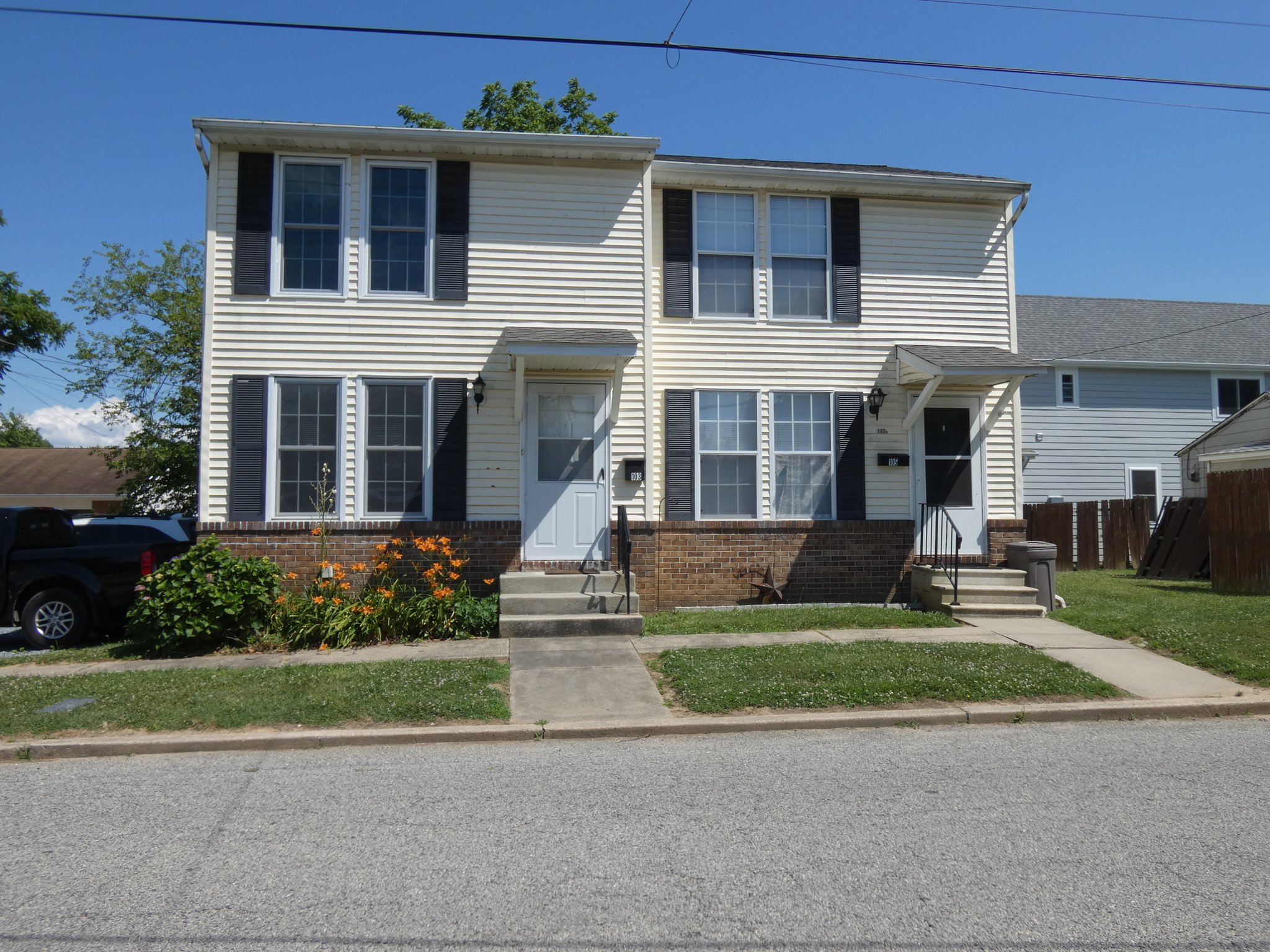 Chestertown Townhome: 103 S Lynchburg Street