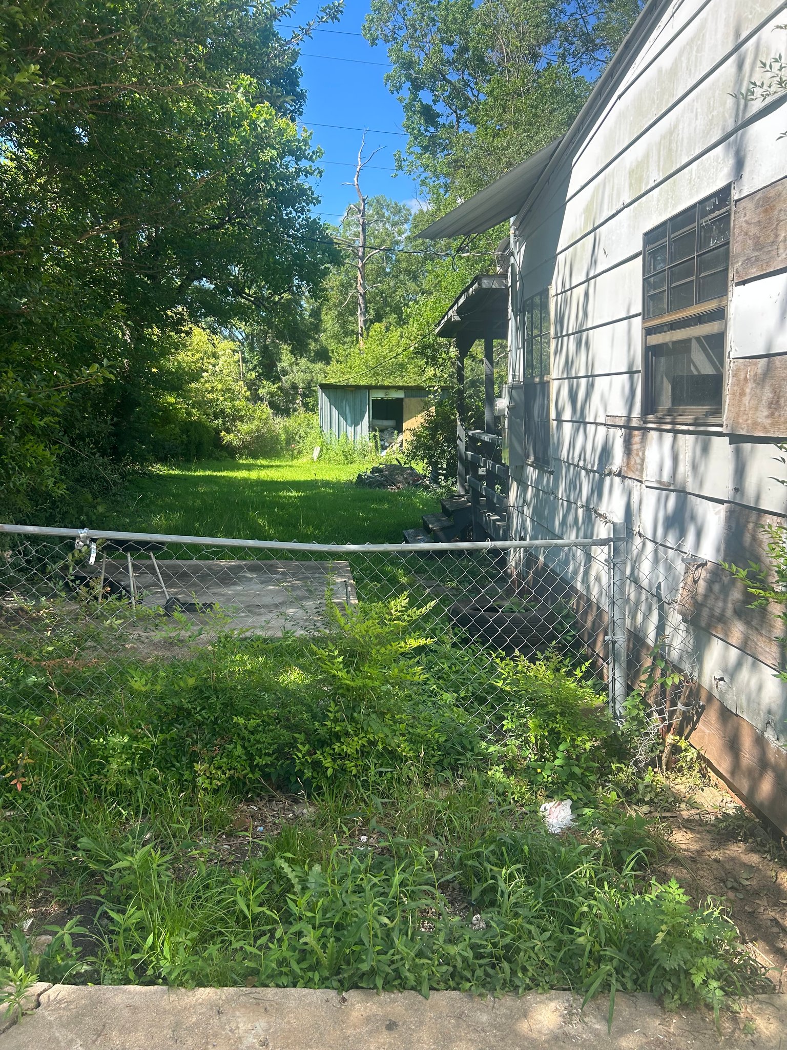 Jackson House: 844 Combs Street