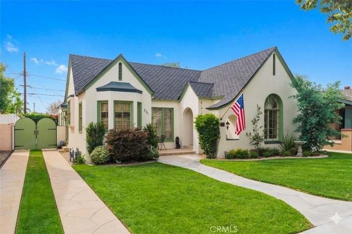 Anaheim House: 331 N Pine St
