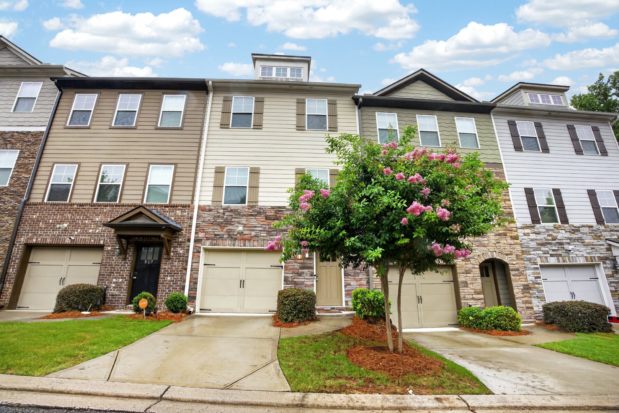 Atlanta Townhome: 865 Society Cir SW