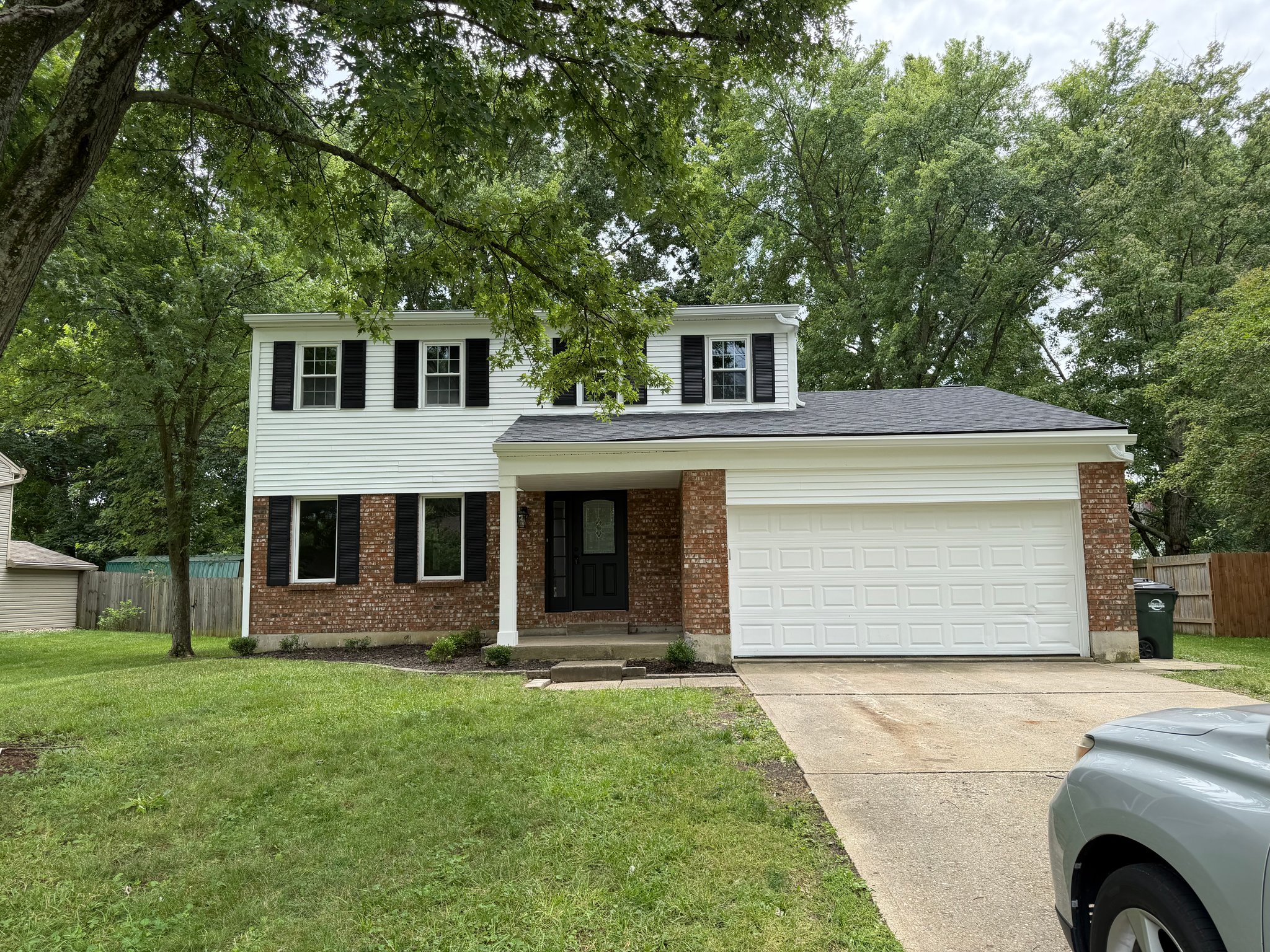 Milford House: 1293 Deblin Dr