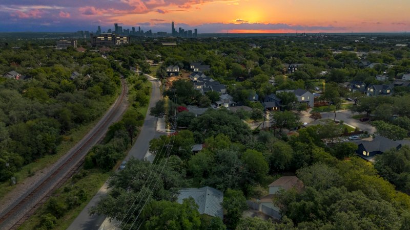 Austin Multiplex: 4603 Lennox Dr.