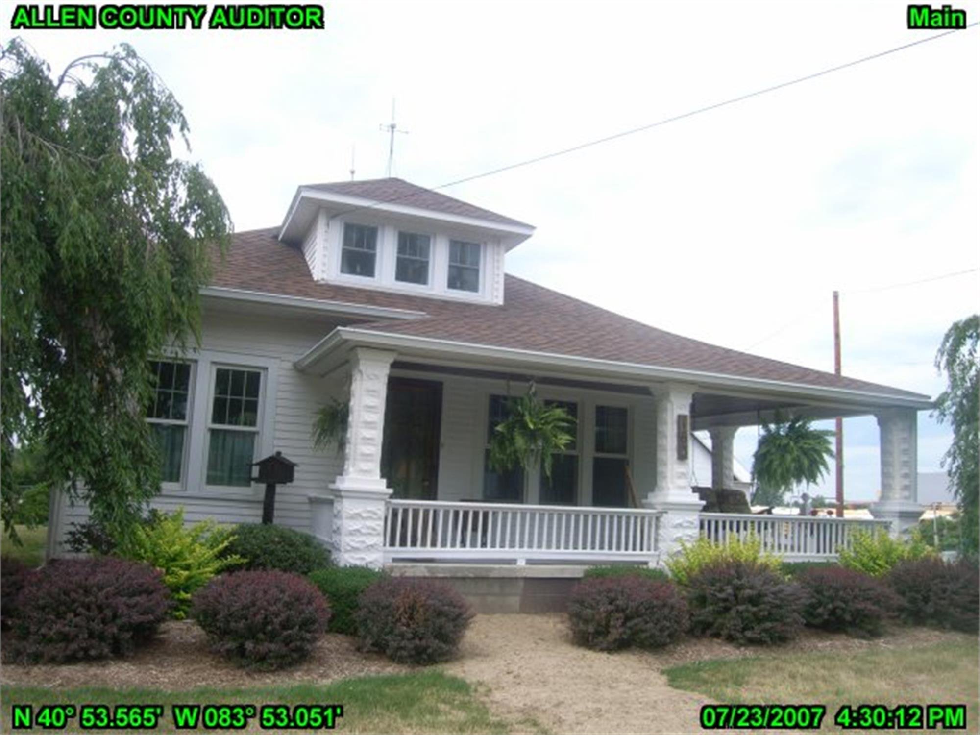 Bluffton House: 163 E Jefferson Street