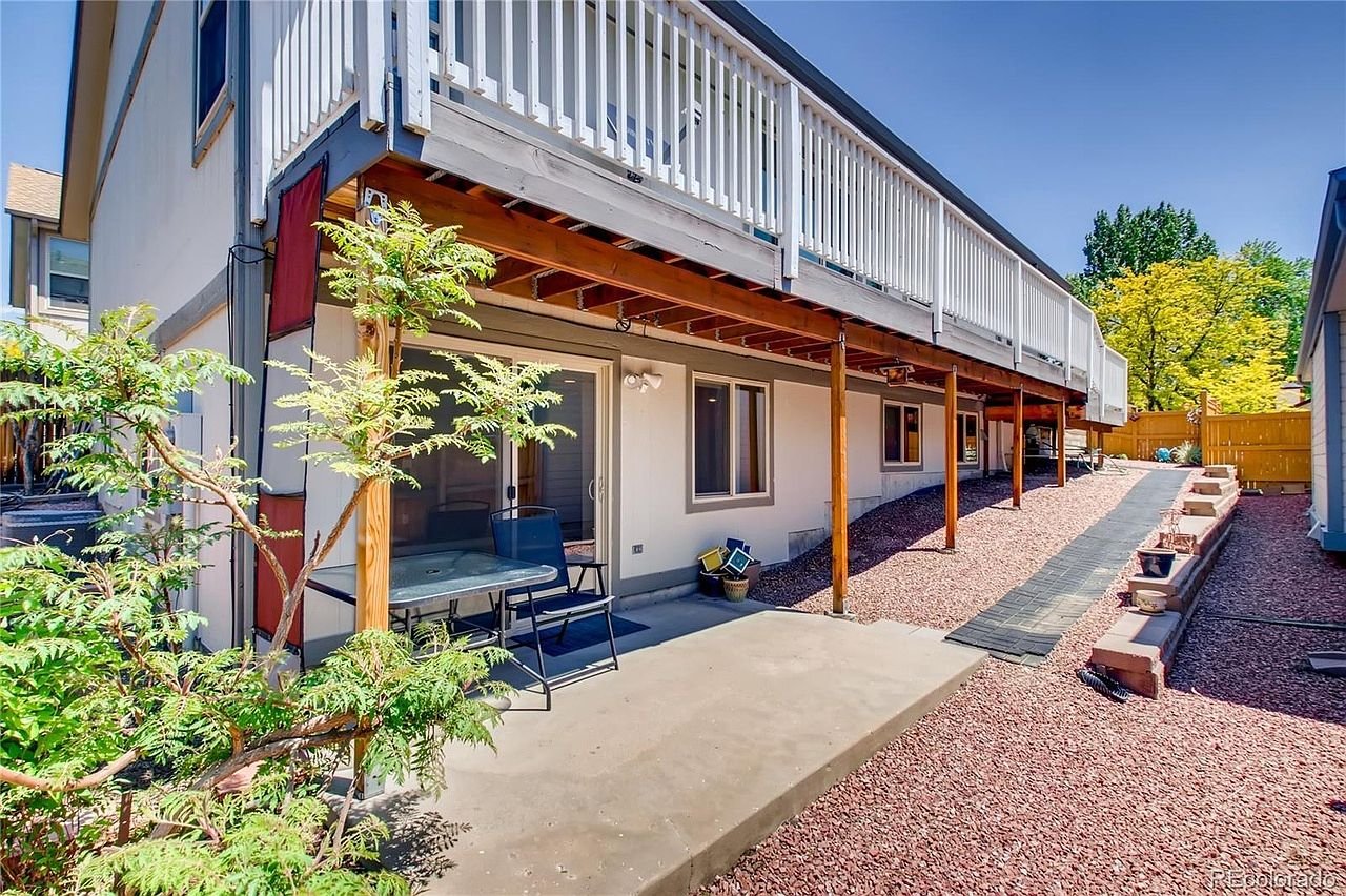 Arvada House: 7175 Routt St