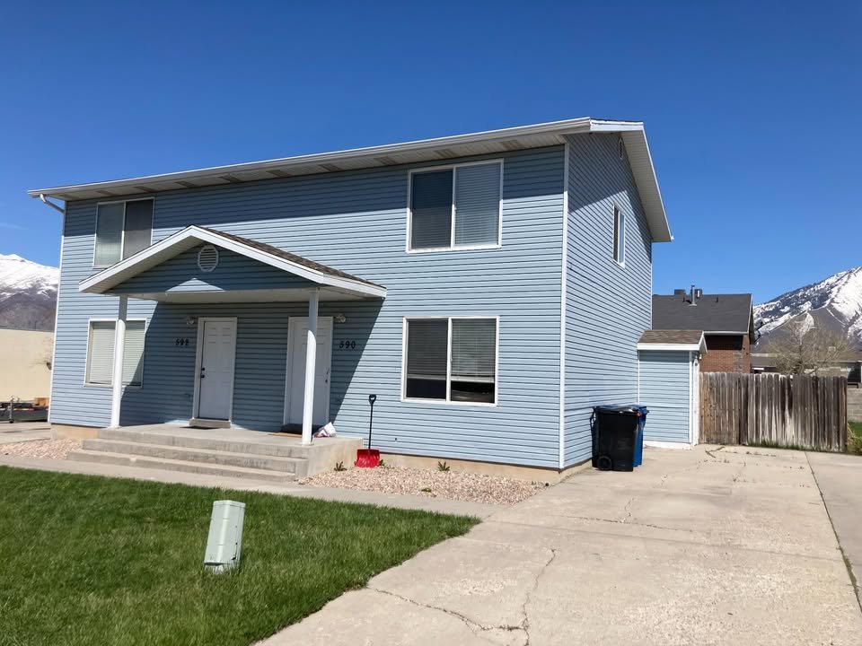 Spanish Fork Townhome: 590 N 800 E