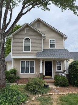 Matthews House: 905 Matthews School Rd