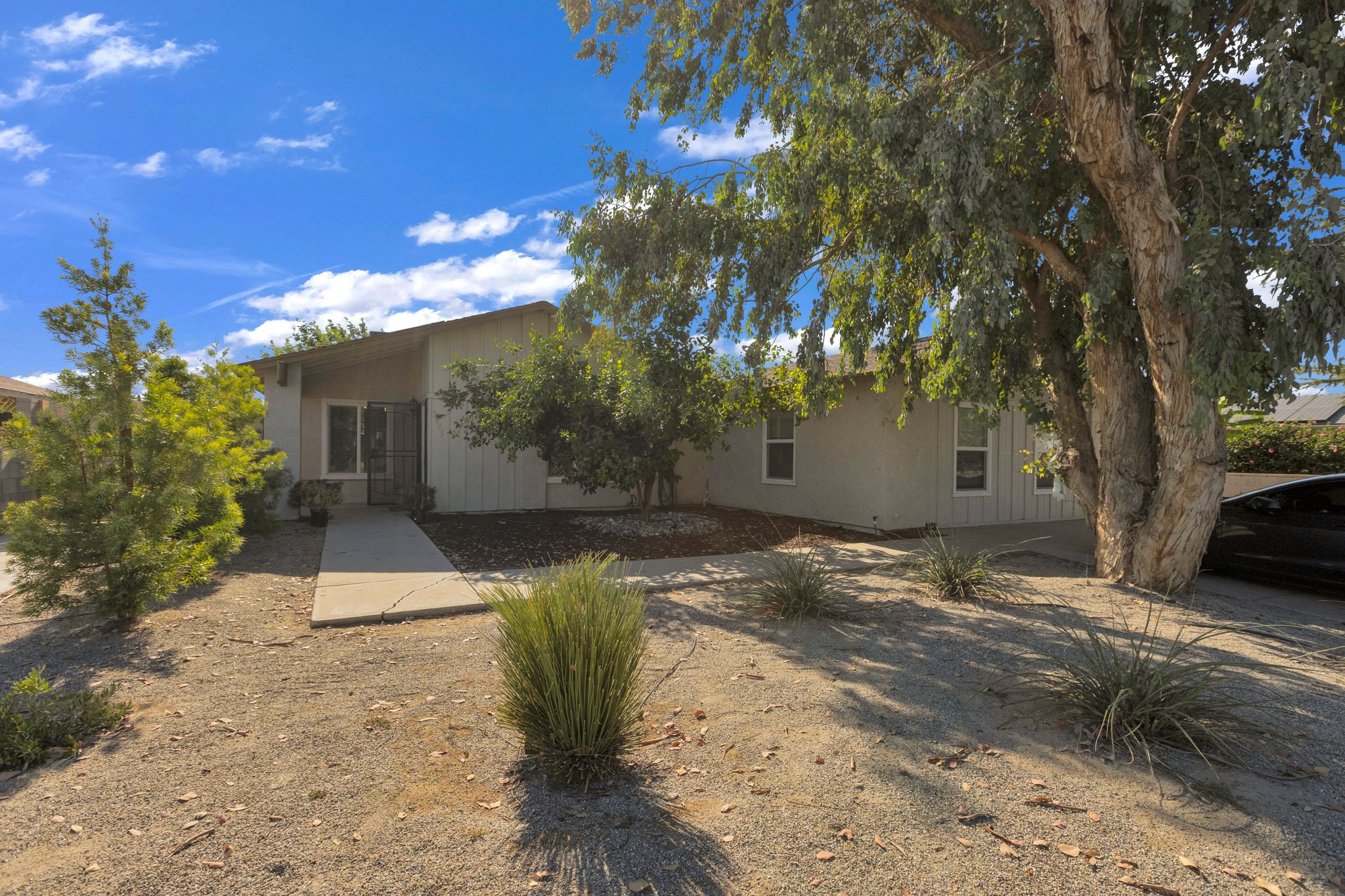 Bakersfield House: 3925 Verdugo Ln