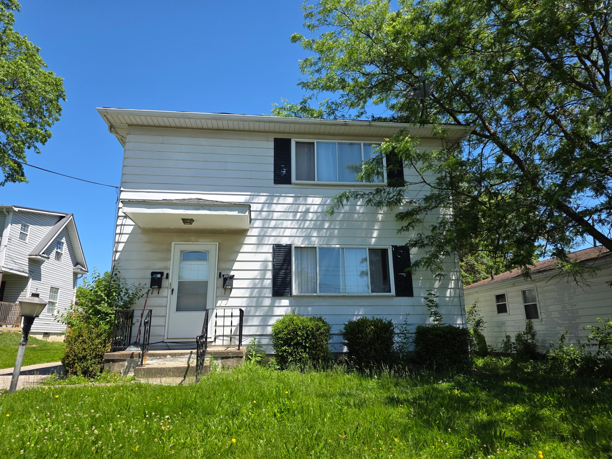 Akron Multiplex: 1665 Shatto Ave