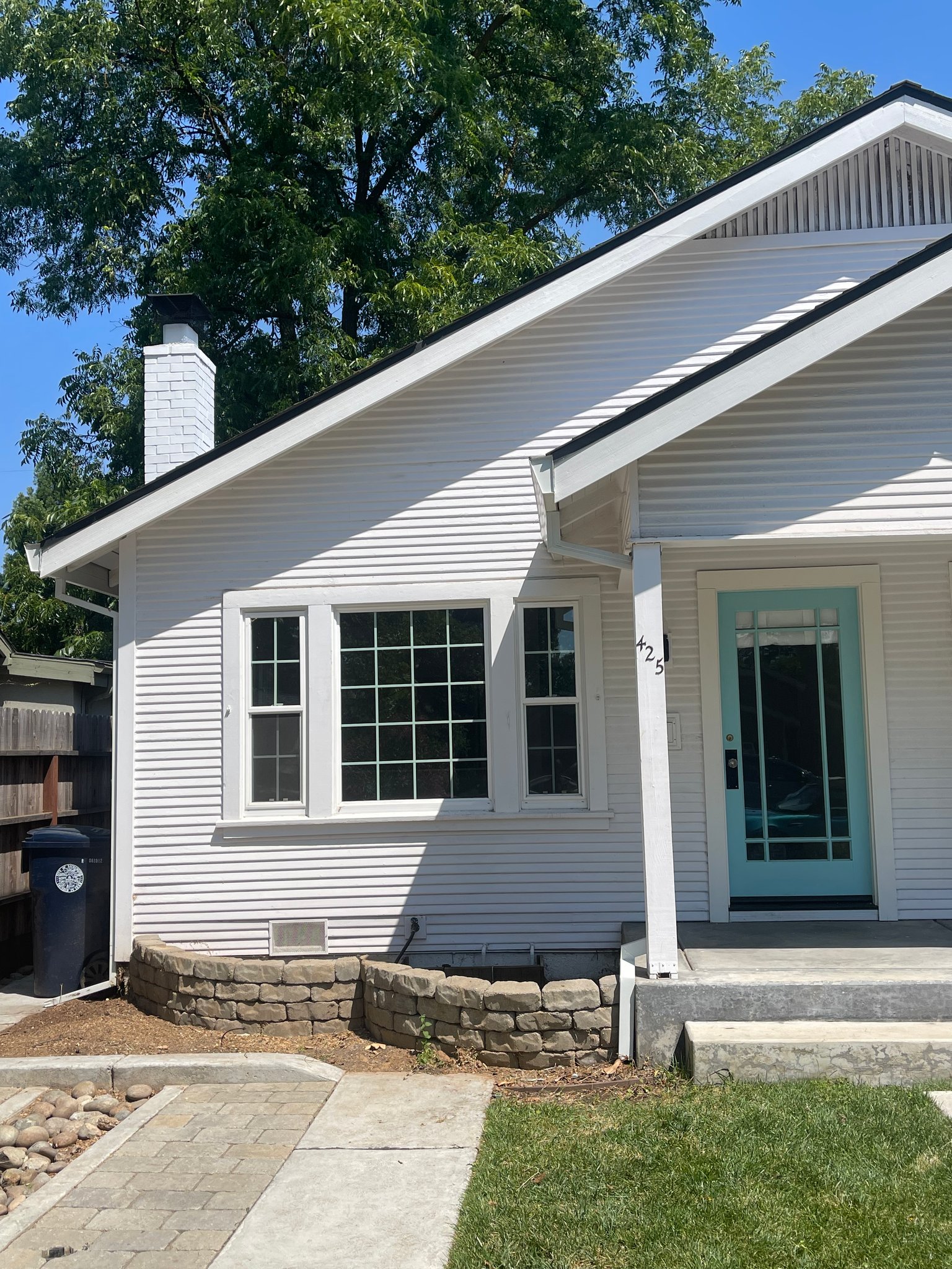 Sacramento Other: 425 41st St