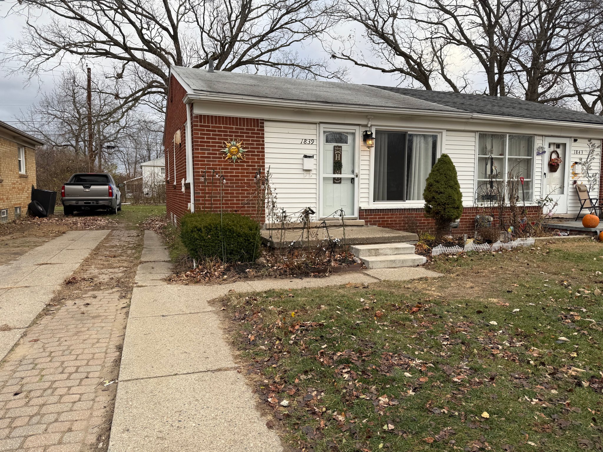Westland House: 1839 Ackley Ave