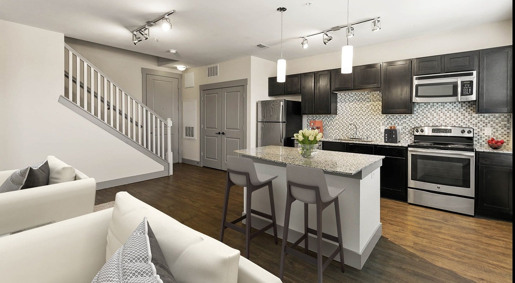 Dallas Apartment: 5201 Amesbury Drive