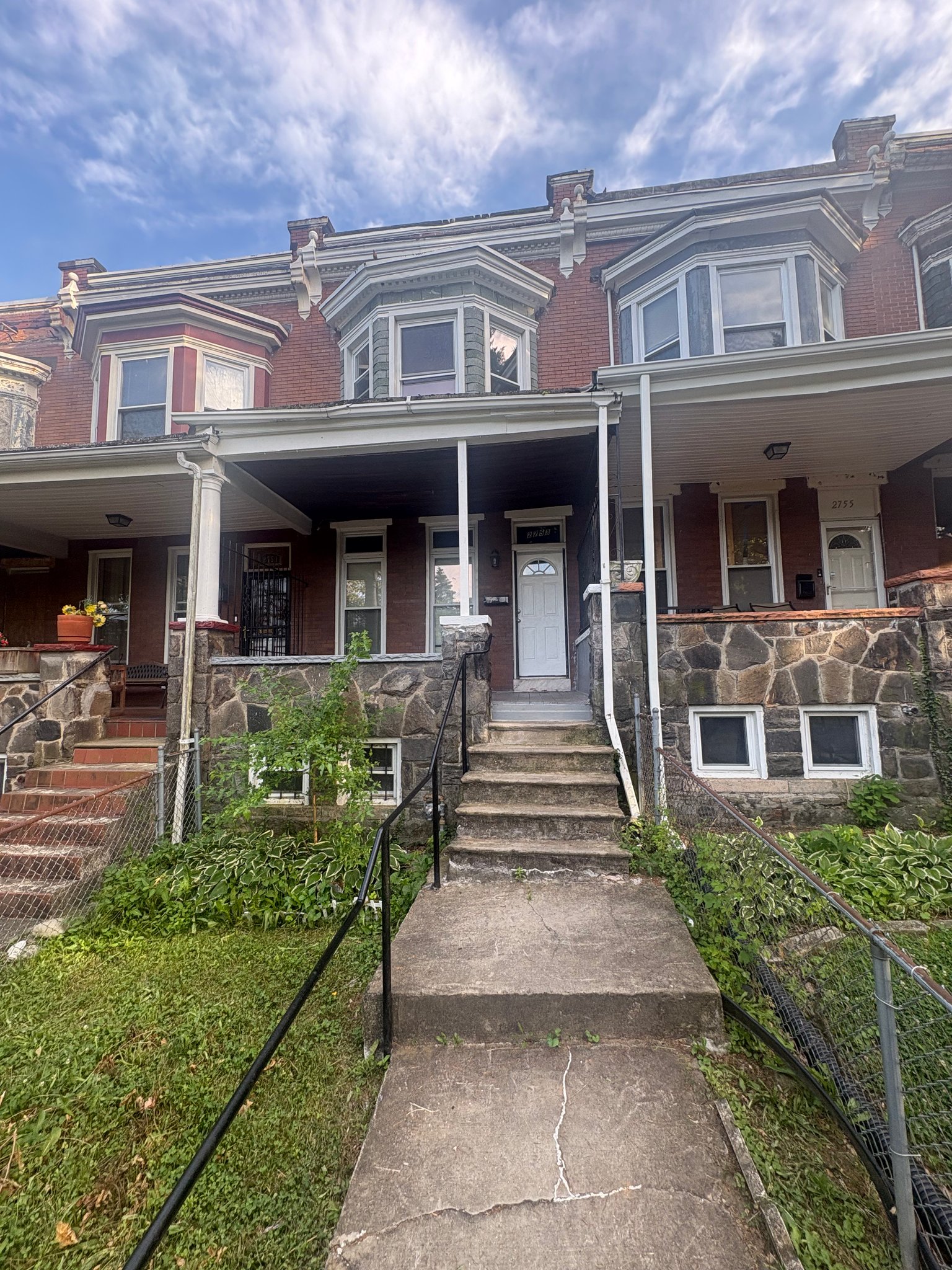 Baltimore House: 2753 W Mosher St