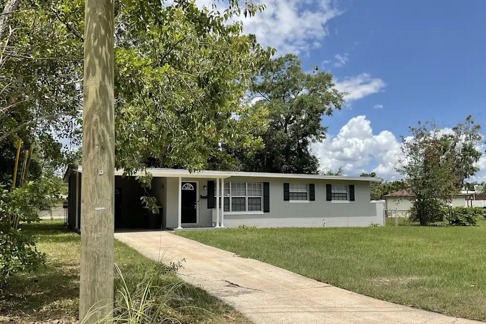 Jacksonville Townhome: 1650 Cezanne Dr W