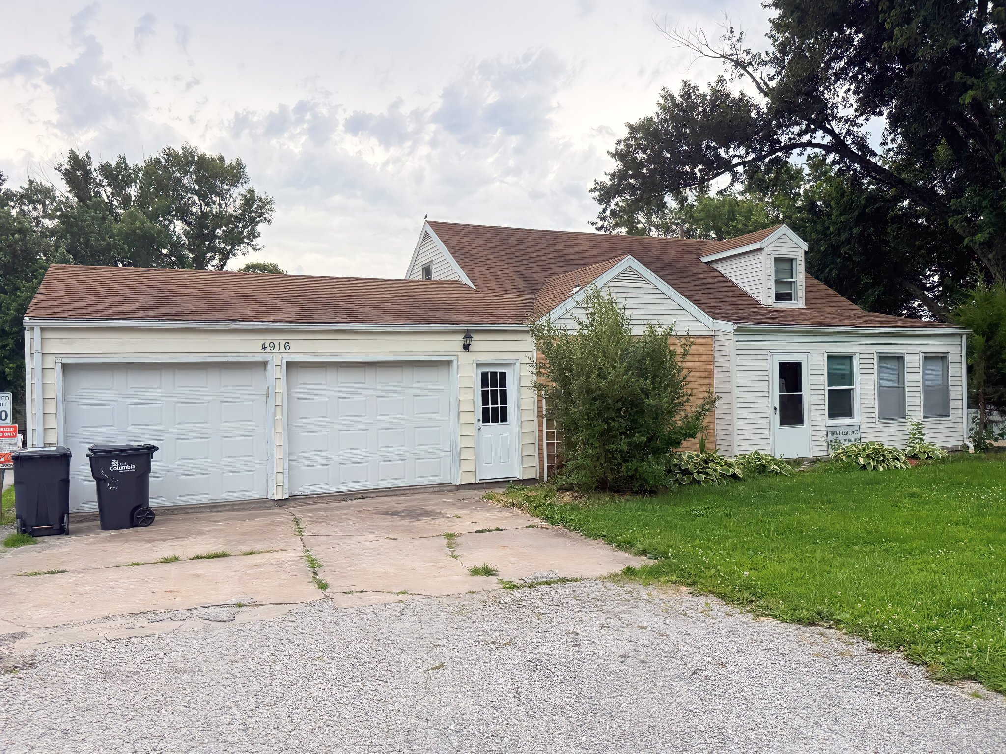 Columbia House: 4916 Brown Station Rd.,
