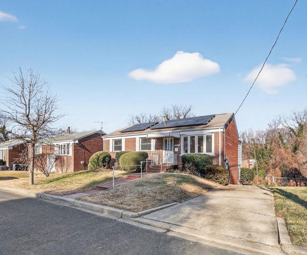 Washington House: 3108 P St SE