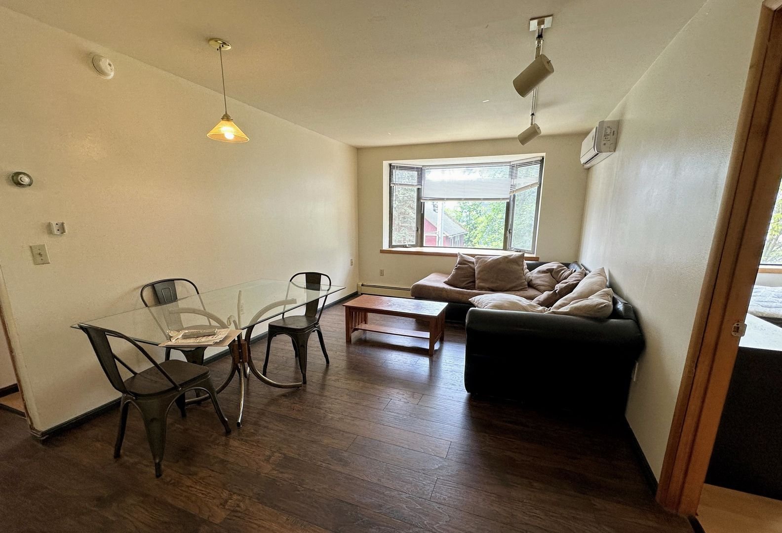 Ithaca Single Room: 211 Linden Ave